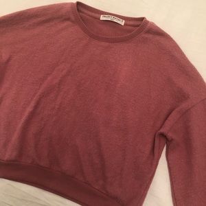 Cashmere pink crop sweater